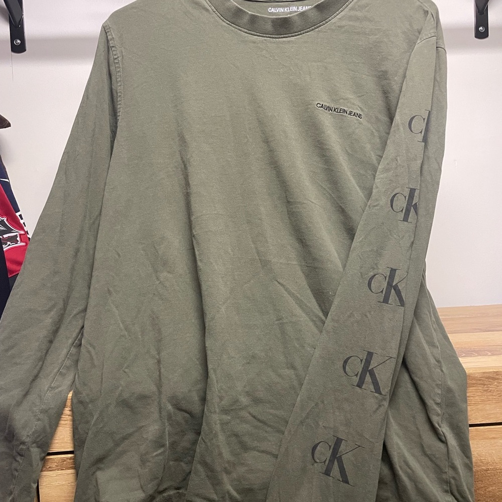 Calvin Klein Jeans Green Long Sleeve Tee